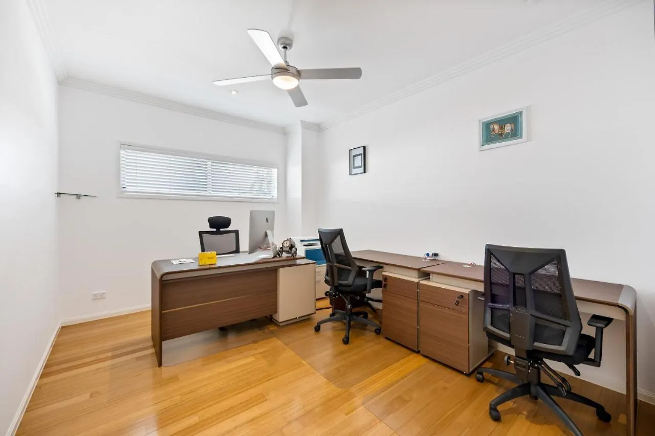 Holiday home Modern Luxury Riverfront Sanctuary Brisbane